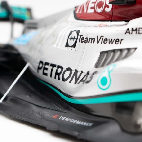 George Russell Mercedes AMG Petronas W13 Sieger Brasilien GP 2022 1:18