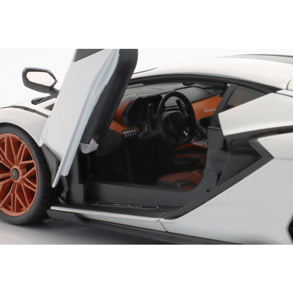 Lamborghini Sian FKP 37 anno di costruzione 2019 bianco 1/18